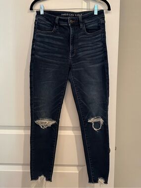 AE Dark Blue Distressed Super Hi-Rise Jegging Next Level Stretch Sz 6Short